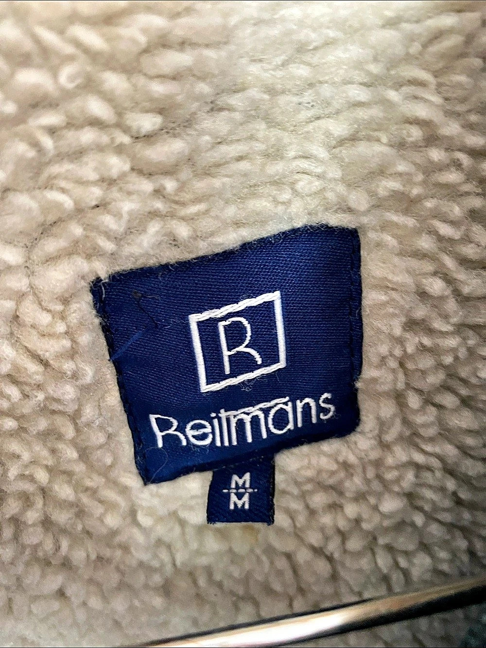 Reitmans Sherpa Collar Denim Jacket Size Medium - Picture 2 of 14